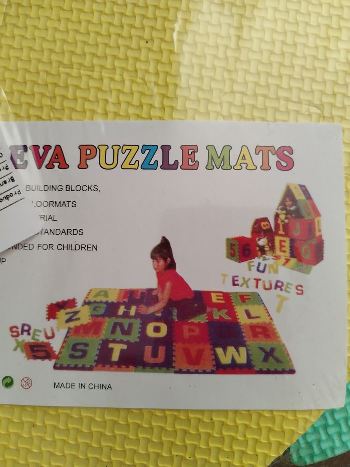 tapis mousse puzzle