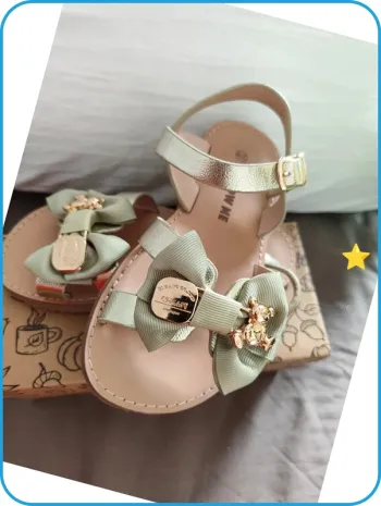 Sandales fille - vert gold - T 29