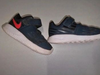 Basket Nike taille 21