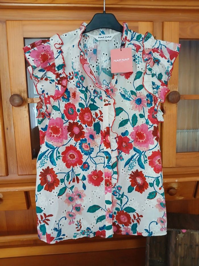 Chemise ajourée Naf Naf taille M neuve avec étiquette