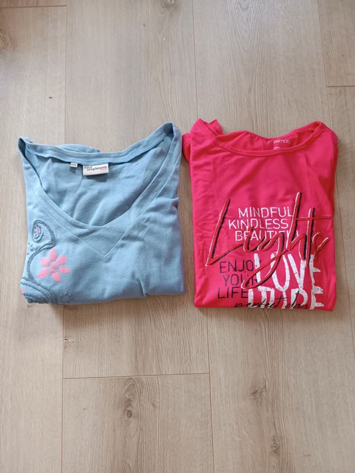 Lot 2 teeshirt taille 42/44