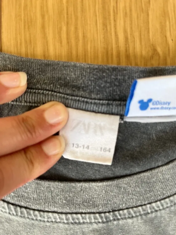 Teeshirt gris Zara taille 13/14 ans - photo numéro 3