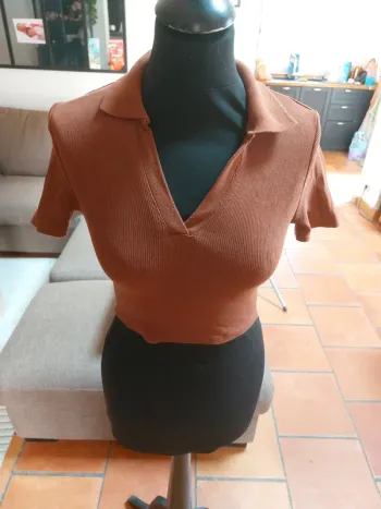 Croc top