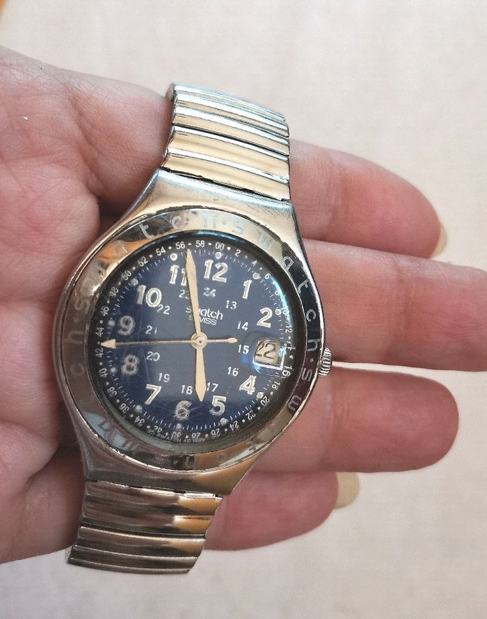 Montre SWATCH Irony Big "Happy Joe Flip" - photo numéro 2