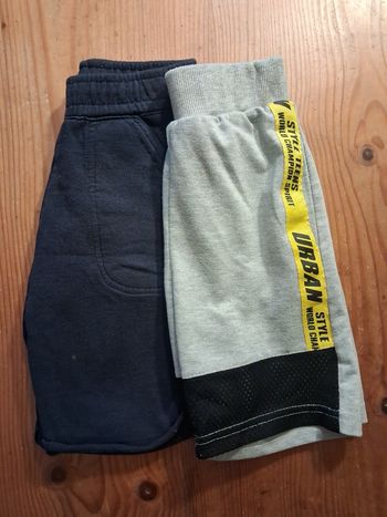 Short garçon - 4 ans - Différentes Marques
