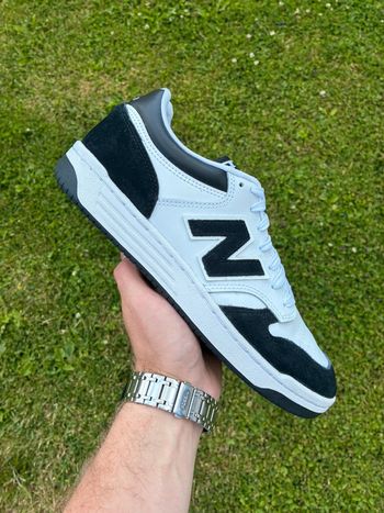 Baskets new balance 480 noir et blanche pointure 43 très bon état avec boîte