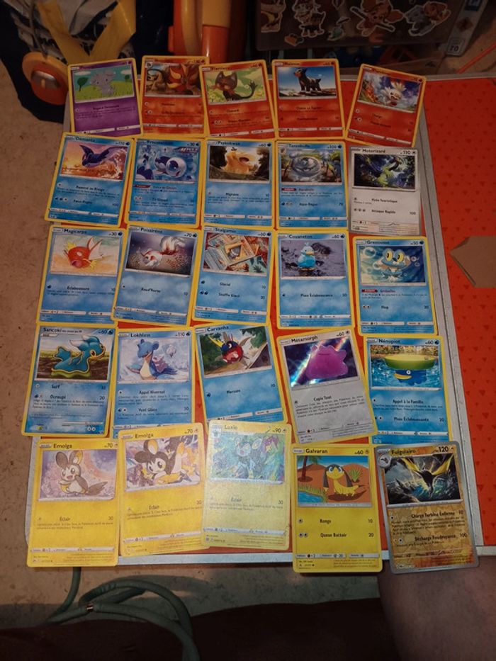 Lot 274 cartes pokemon que des personnages pas de vinted go - photo numéro 4