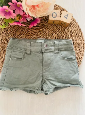 Short kaki