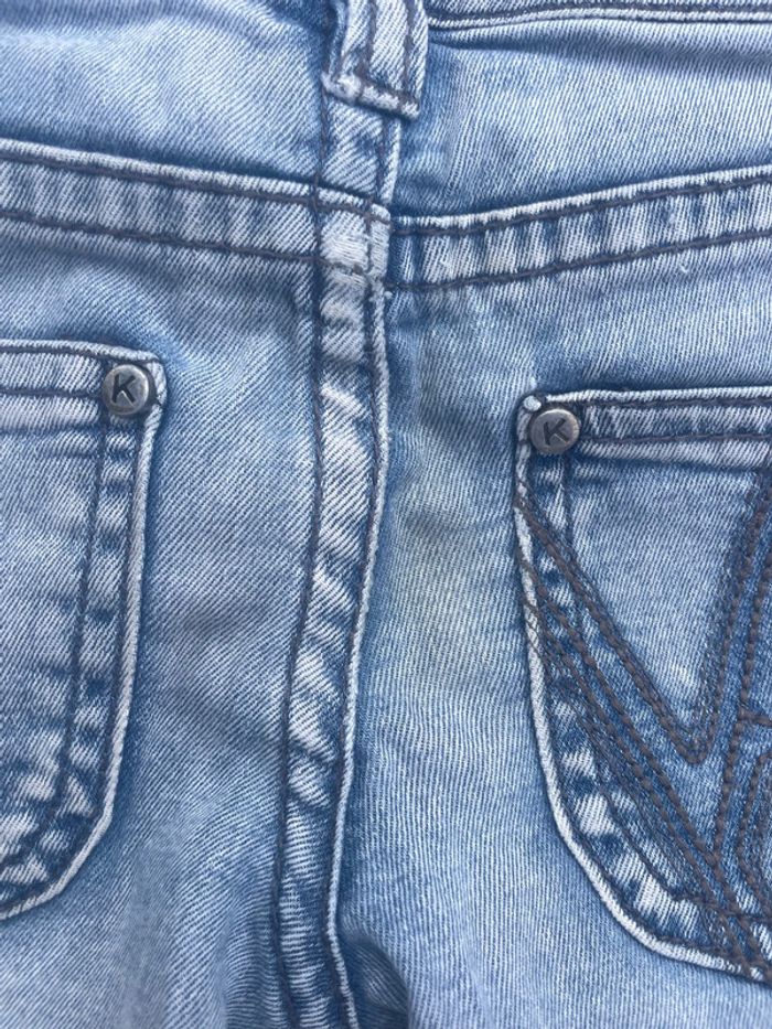 Jeans à trous - photo numéro 7