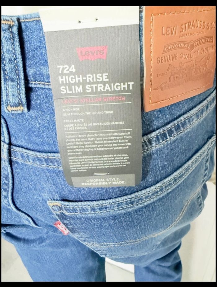 Jean Levi’s 724 High-Rise Slim Straight – Taille 30/30 – Bleu denim – Neuf avec étiquette - photo numéro 8