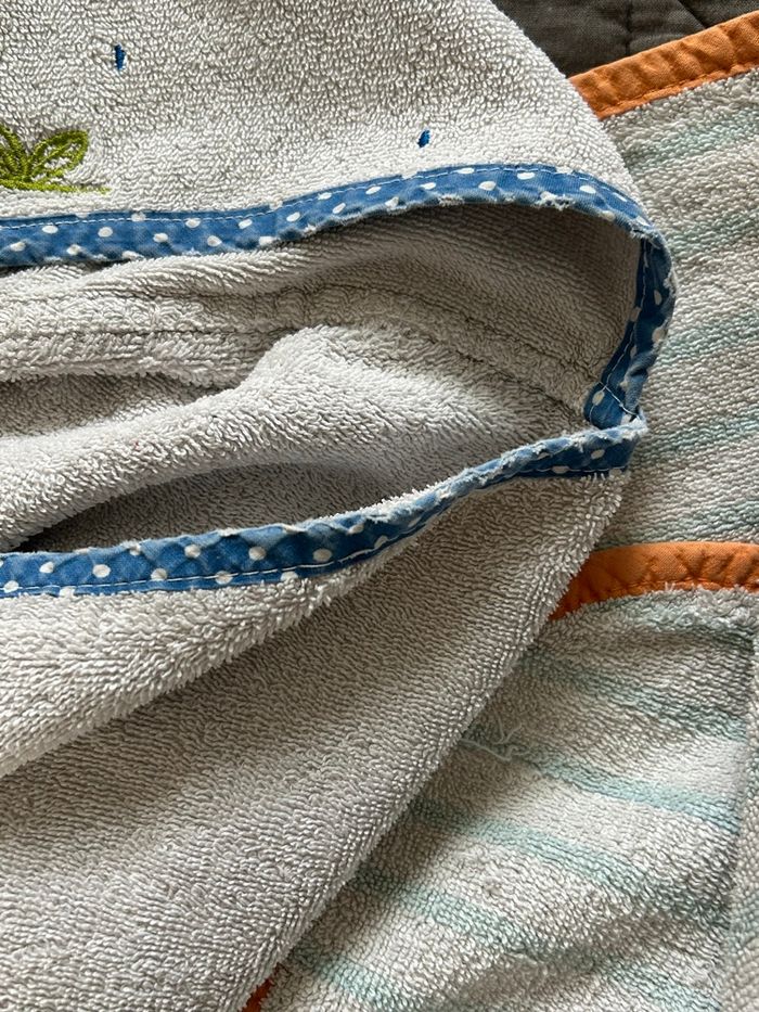 Lot de 2 serviettes de bain à capuche enfant IKEA - photo numéro 4