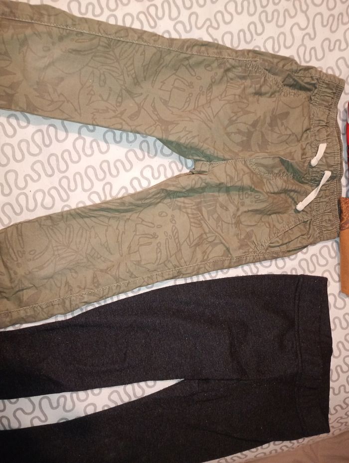 Lot vêtements 4 ans - photo numéro 3