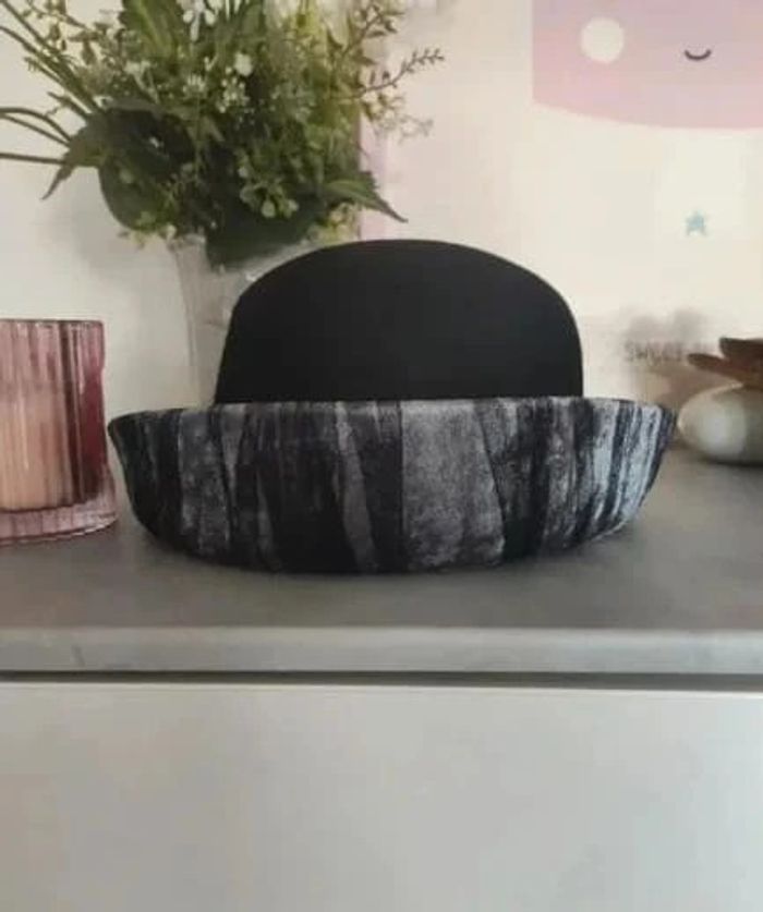 Chapeau noir vintage 100% laine - photo numéro 5