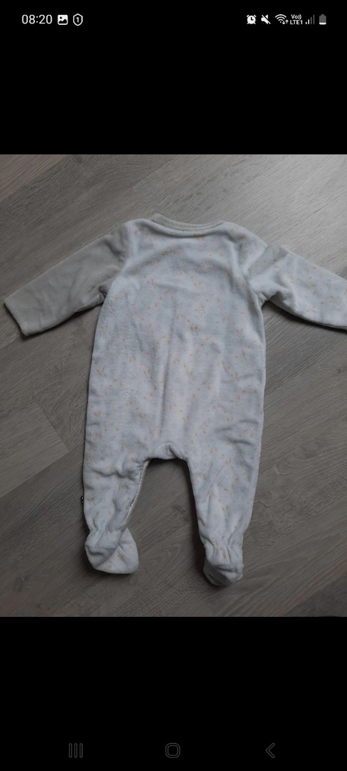 Pyjama velours + bonnet 6 mois - photo numéro 3