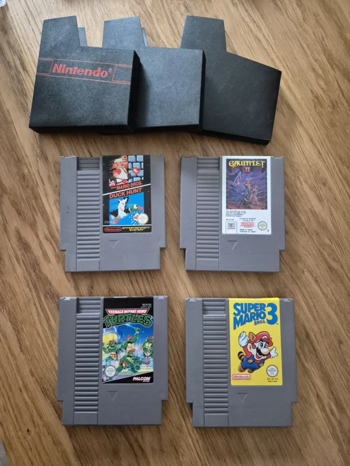 Lot de 4 Jeu nintendo NES - Cartouche seule - Pal Fah - Mario Bros Gauntlet Duck