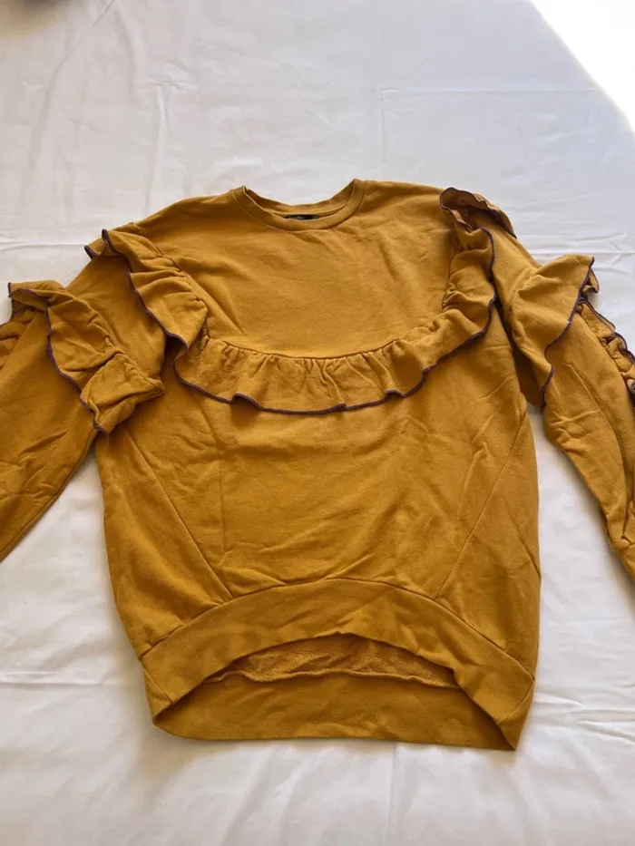 Sweat moutarde bershka s - photo numéro 2