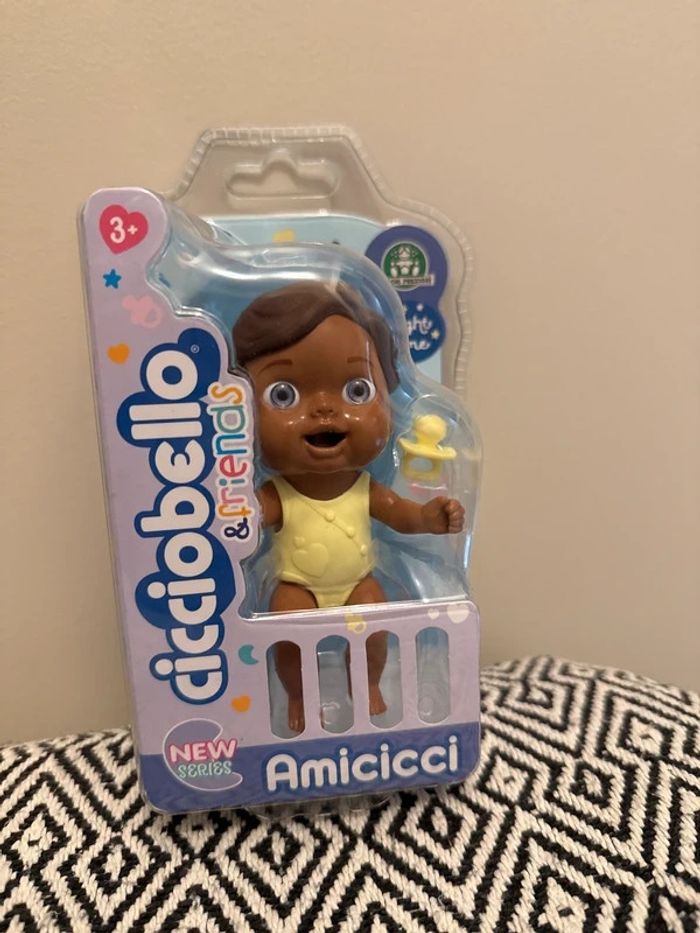 Giochi Preziosi- Poupée Cicciobello & Friends Avec Accessoires