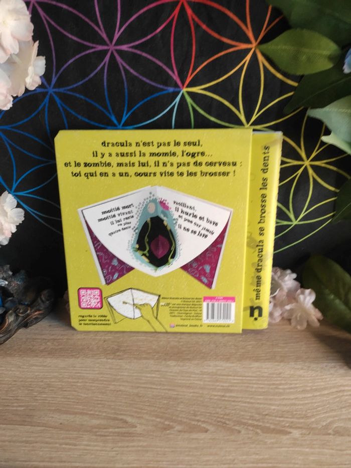 Même Dracula se brosse les dents – Nuinui Jeunesse - photo numéro 3