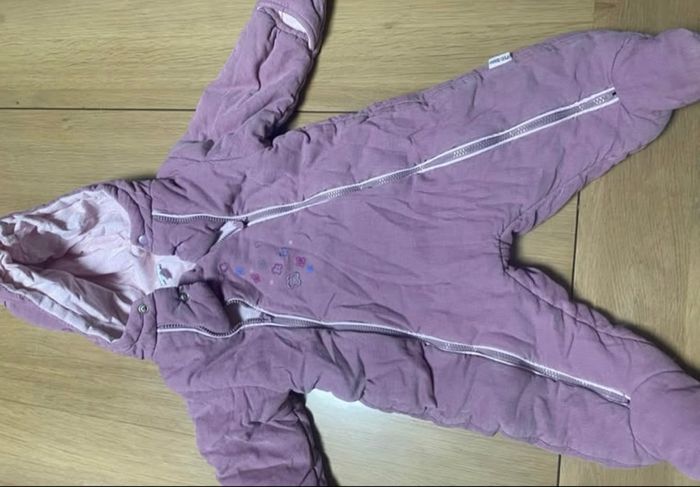 Lot combinaison et pyjamas 6 mois - photo numéro 3