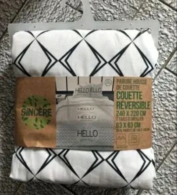 Parure housse de couette Sincere mod Hello 100% coton 57 fils 240x220 cm neuve ds emballage