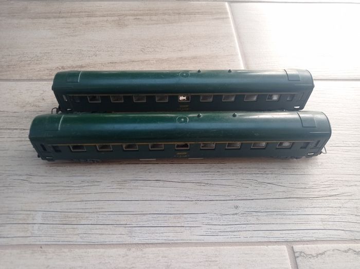 Lot de 2 wagons miniatures Sncf - 51 87 19-70 381-2 - Jouef - photo numéro 3