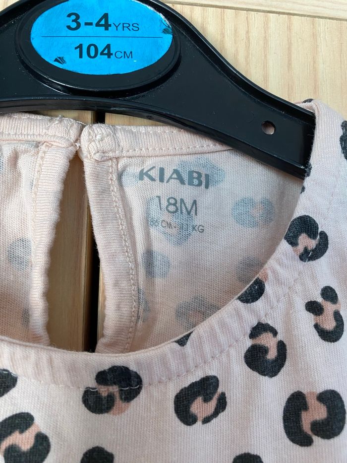 Robe léopard Kiabi 18 mois - photo numéro 2
