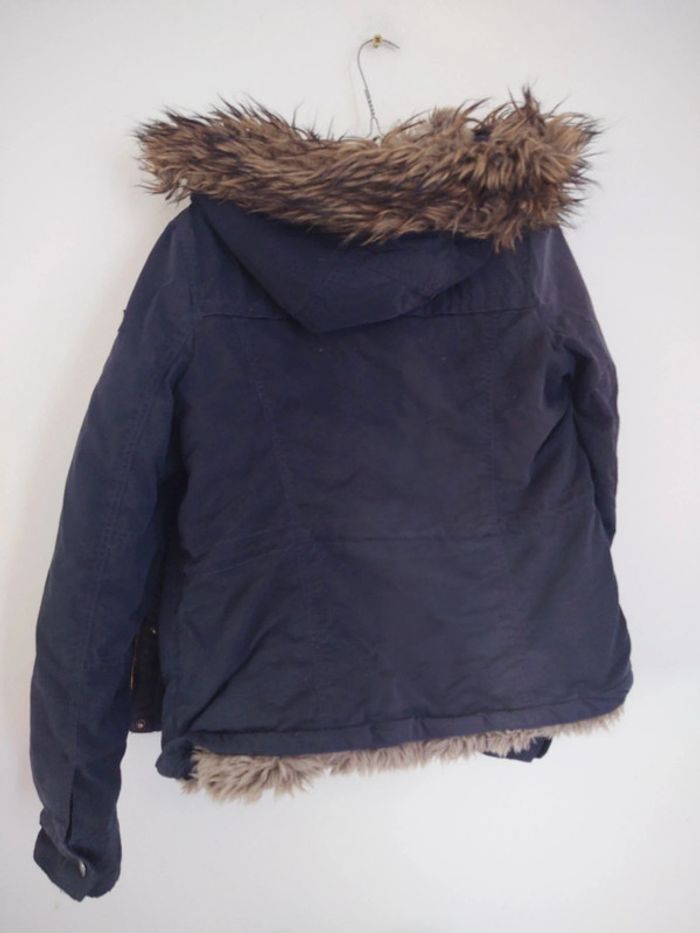 Manteau Abercrombie and Fitch taille 40 - dressing trié par tailles - photo numéro 3