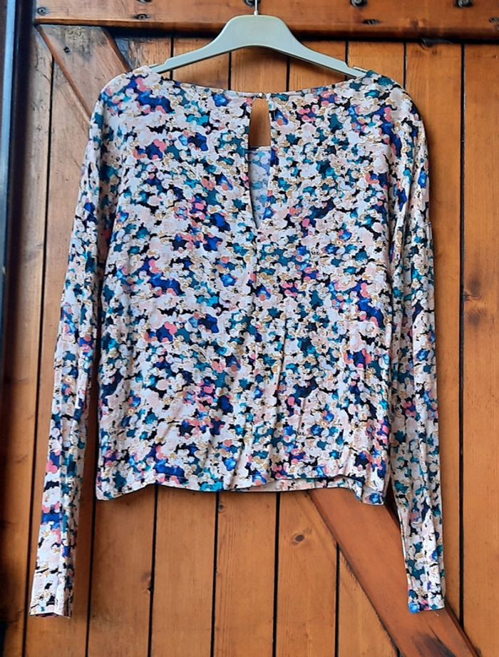 Haut fleuri multicolore Vila, S - photo numéro 2