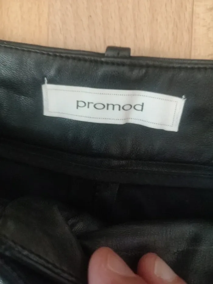 Short Promod taille 44 - photo numéro 2
