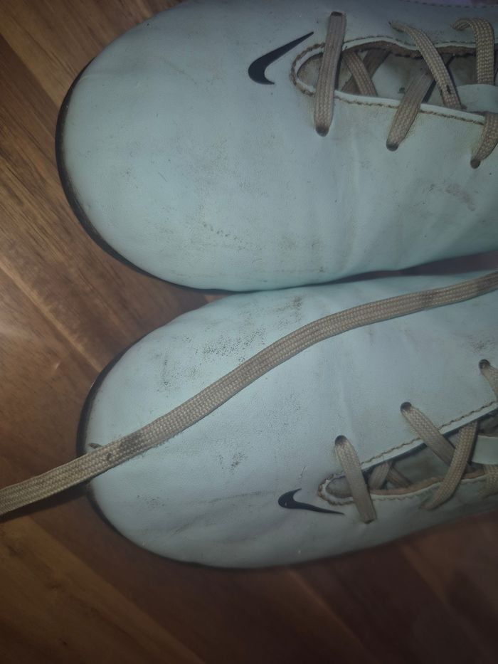 Crampon de foot - photo numéro 3