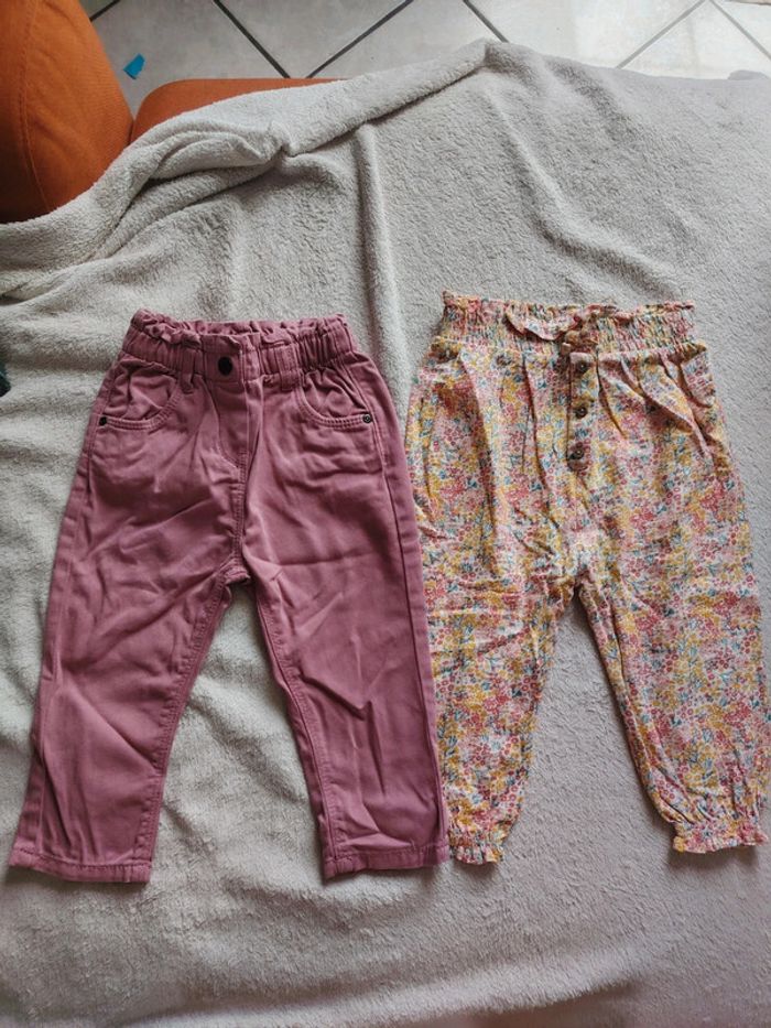 Lot 3 pantalons bébé fille 24 mois - photo numéro 2