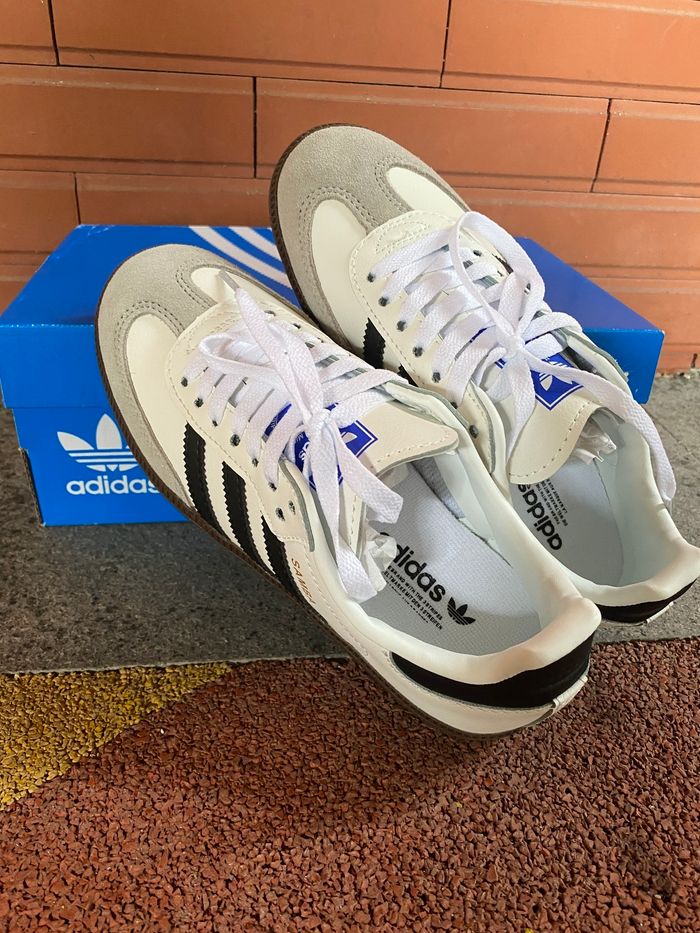 Baskets Adidas Samba taille 37 - photo numéro 2