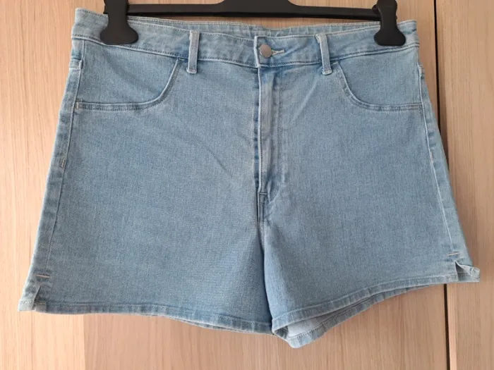 H&M : short (44) - photo numéro 2