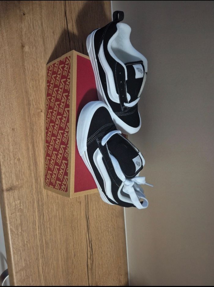 Vans - photo numéro 3