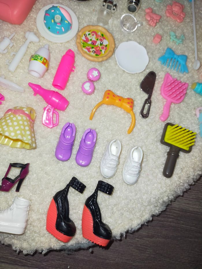 Lot divers accessoires pour poupée barbie Bratz - photo numéro 7