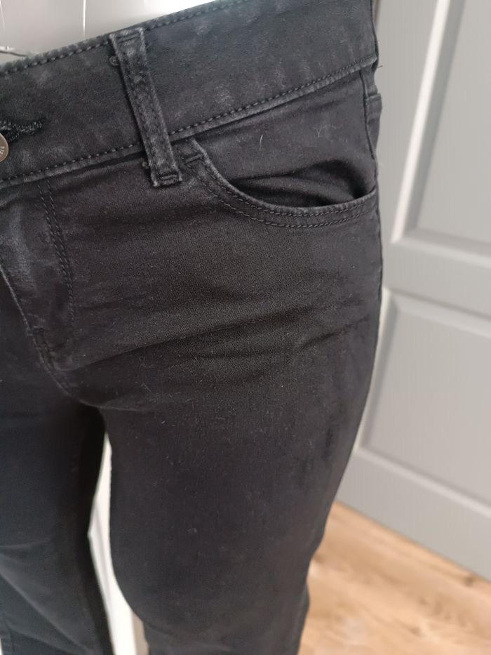 Jean femme t 38 Kiabi - photo numéro 3