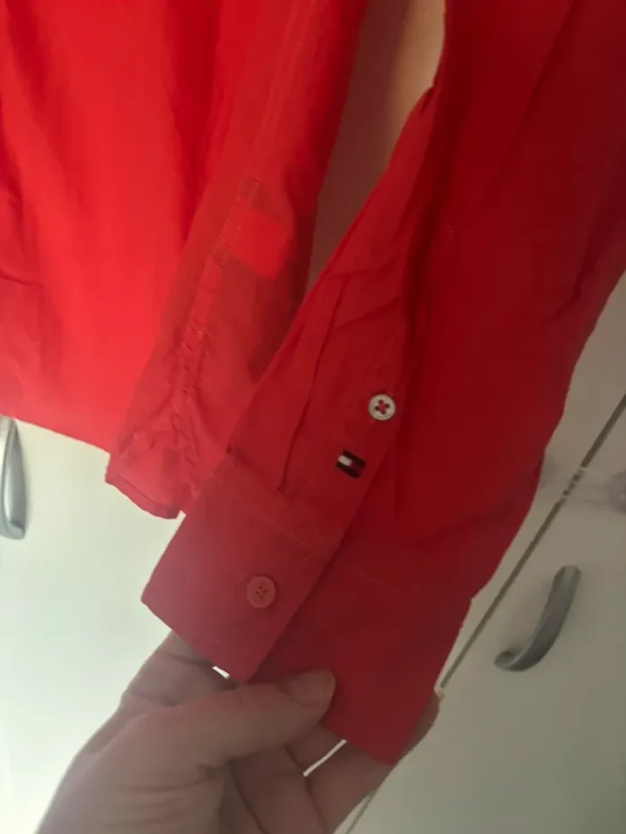 Chemise femme tommy Hilfiger rouge Taille 6 - photo numéro 2
