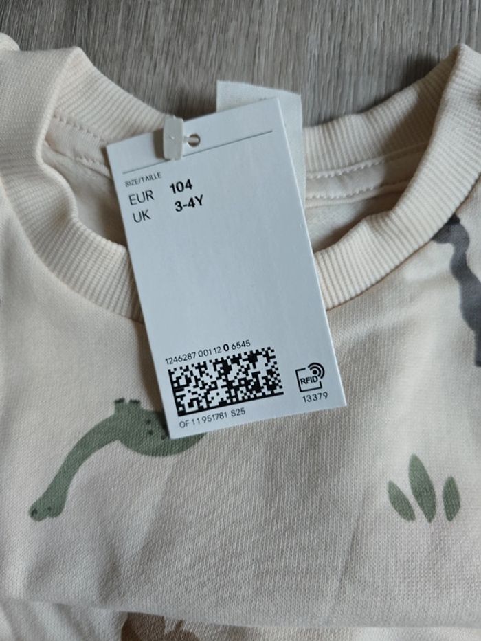 Sweat H&M - photo numéro 4