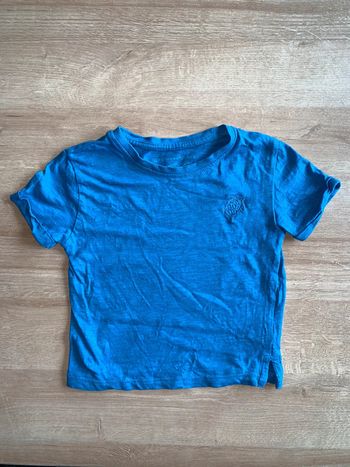 T-shirt bleu