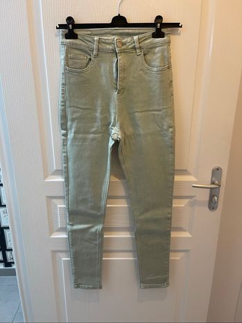 Jean vert clair See See T.38/40 taille haute et slim