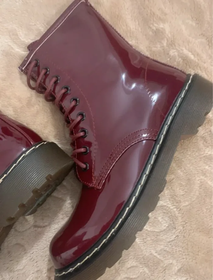 Bottines motard bordeaux vernis 🍭🍭 - photo numéro 7