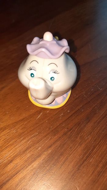 Madame  samovar disney mac donald 1992
