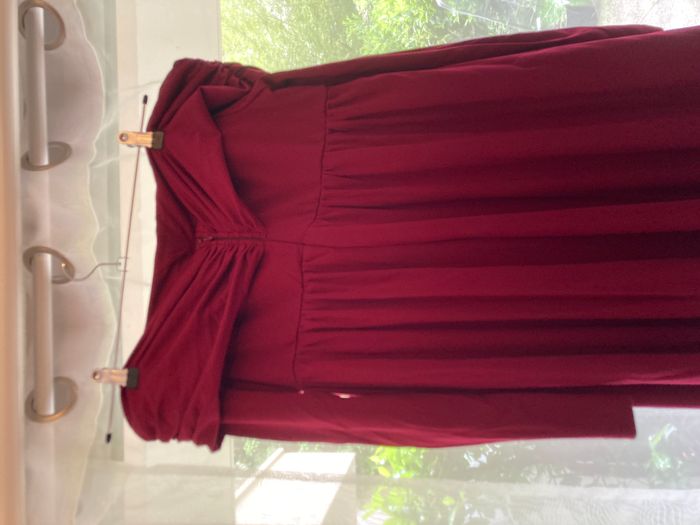 Robe de soirée de maternité rouge bordeaux - photo numéro 3