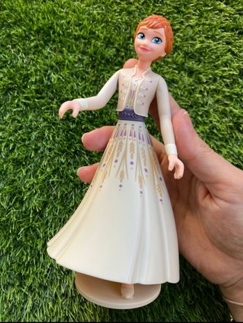 Figurine Anna Reine des Neiges grand format