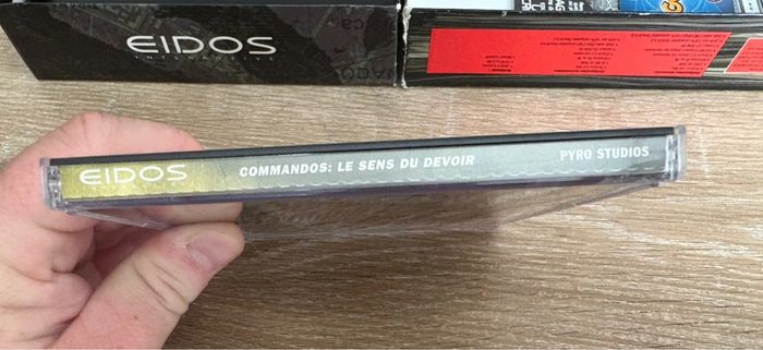 Commandos le sens du devoir pc big box - photo numéro 15