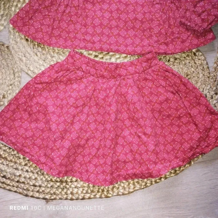 🌺👗 Ensemble Okaïdi 3 ans – Élégance vintage en rouge/bordeaux floral - photo numéro 4