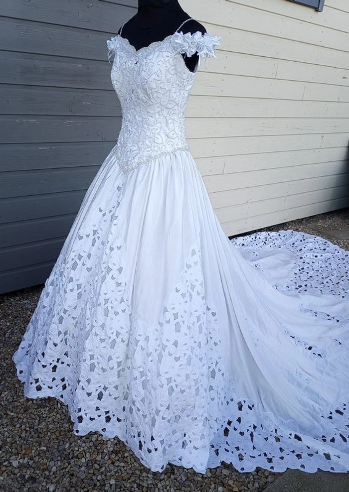 robe de mariée taille 38/40 - photo numéro 10