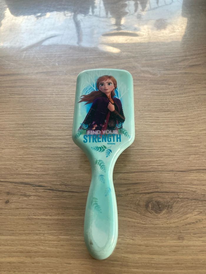 Brosse à cheveux petite fille Reine des Neiges 2