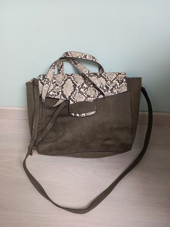 Sac à main moitié motif serpent