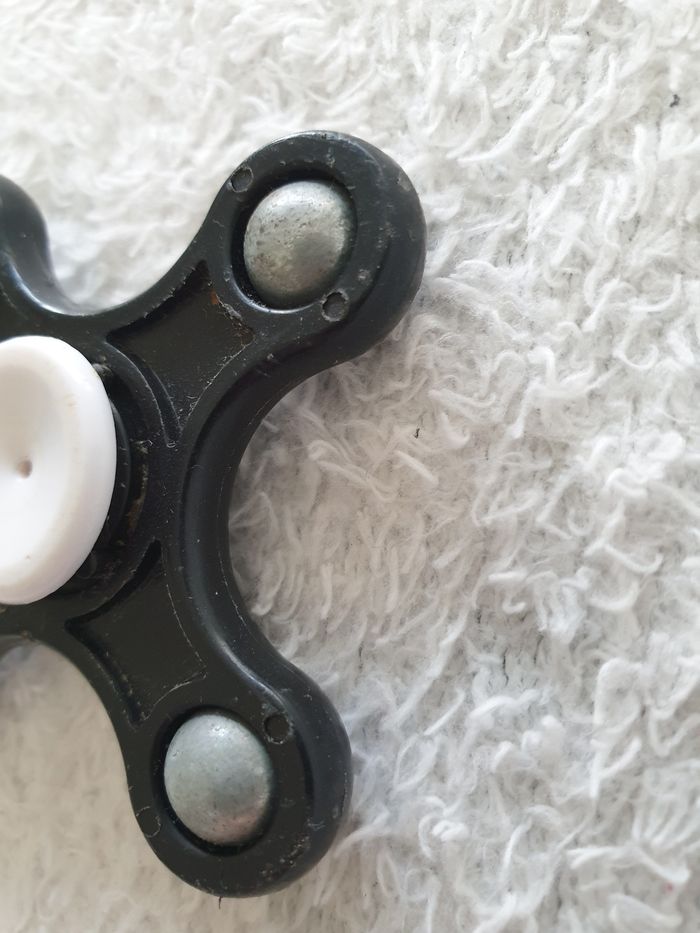 Hand spinner noir - photo numéro 6